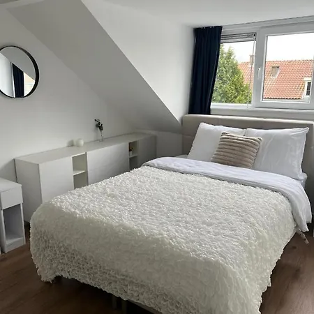 Modern Near * Rotterdam